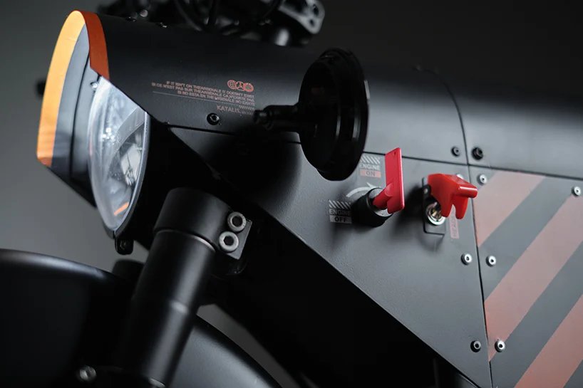 Katalis 首次推出 EV.1000 阿森纳特别版电动摩托车