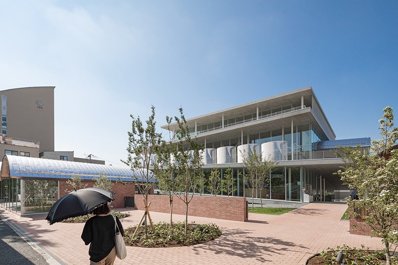 妹岛和世设计的日本女子大学图书馆 摄影：vincent hecht