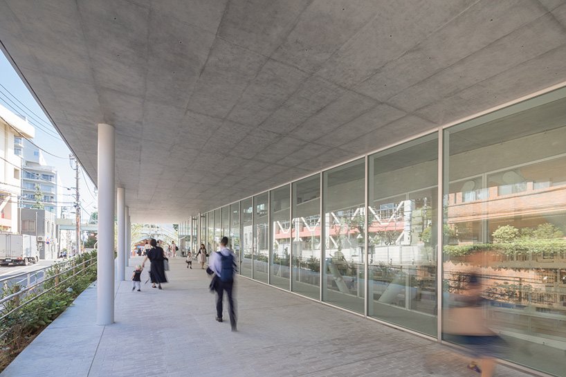 妹岛和世设计的日本女子大学图书馆 摄影：vincent hecht