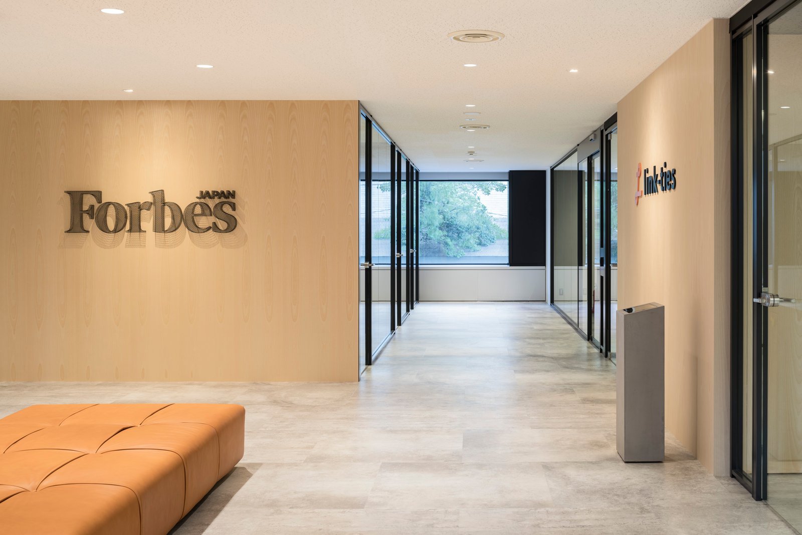 BROOK Inc. 的 Linkties 办公室 BROOK Inc. 的 Linkties 办公室