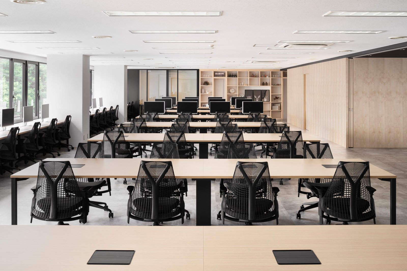 BROOK Inc. 的 Linkties 办公室 BROOK Inc. 的 Linkties 办公室