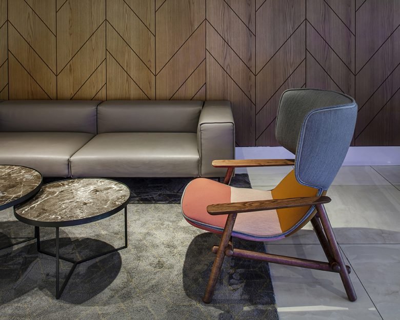 卡尔顿 TLV 酒店