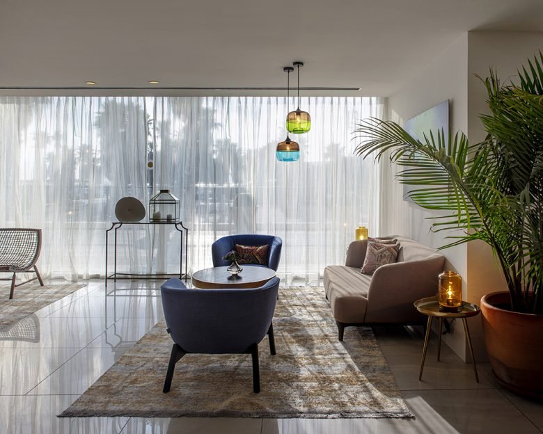 卡尔顿 TLV 酒店