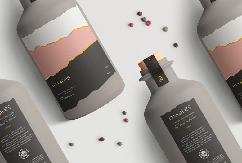 maares – AOVE by Studio Oye maares – AOVE by Studio Oye