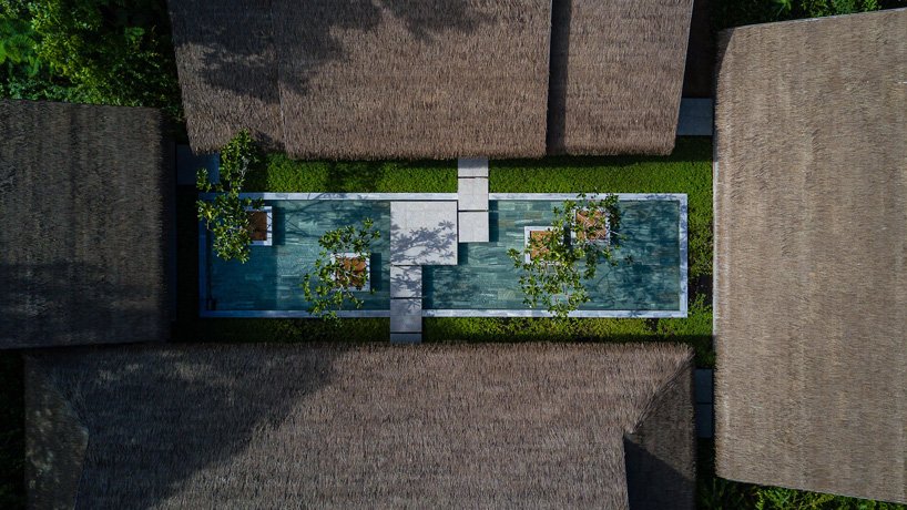 芒果湾度假村的夯土水疗中心由 P.I 建筑事务所设计，隐藏在越南森林中