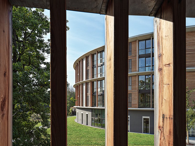 Matteo Thun 为德国 Waldkliniken 医疗机构增添了待客美学