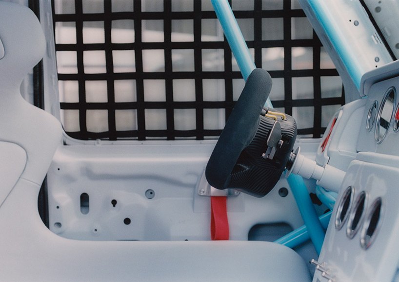 virgil abloh 和梅赛德斯 - 奔驰将 G 级改装为 geländewagen 项目的赛车