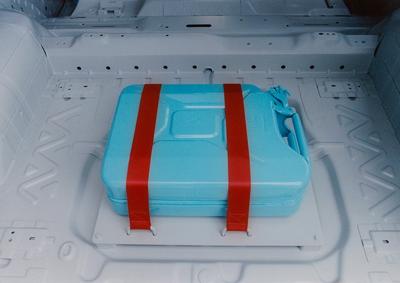 virgil abloh 和梅赛德斯 - 奔驰将 G 级改装为 geländewagen 项目的赛车