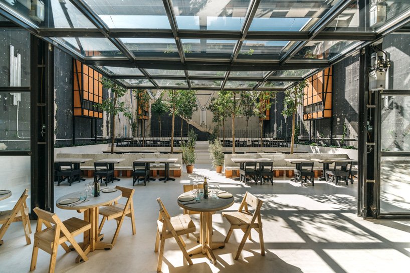 回收利用、当地工艺 + 低技术解决方案定义了马德里的“mo de movimiento”餐厅