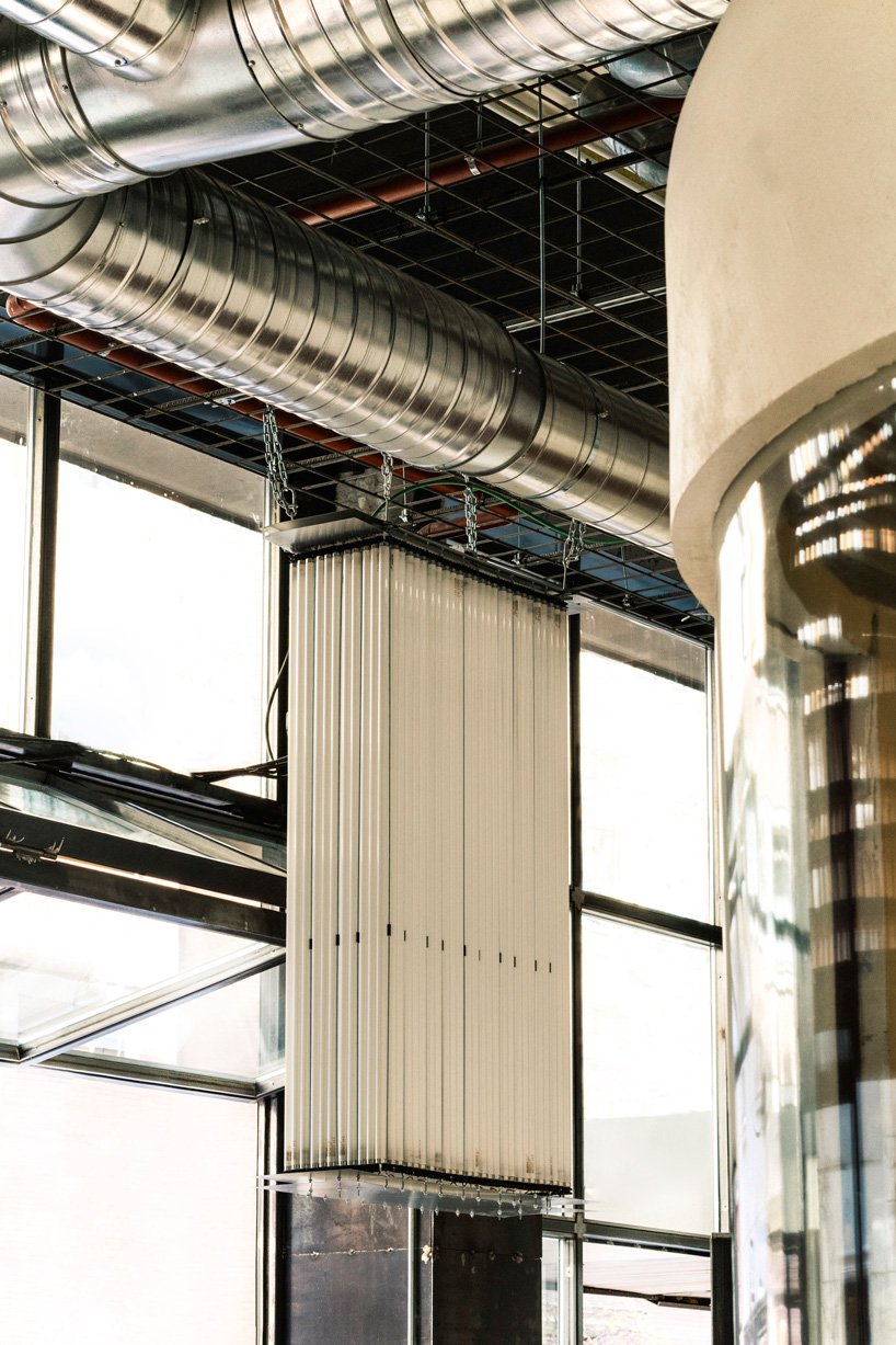 回收利用、当地工艺 + 低技术解决方案定义了马德里的“mo de movimiento”餐厅