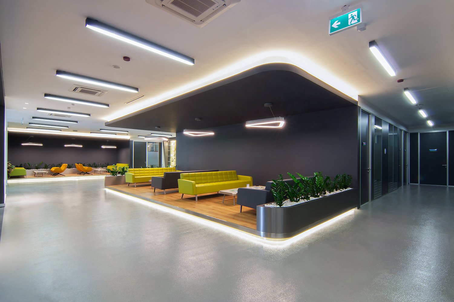 OSO Architecture 的 Sutas 总部 OSO Architecture 的 Sutas 总部