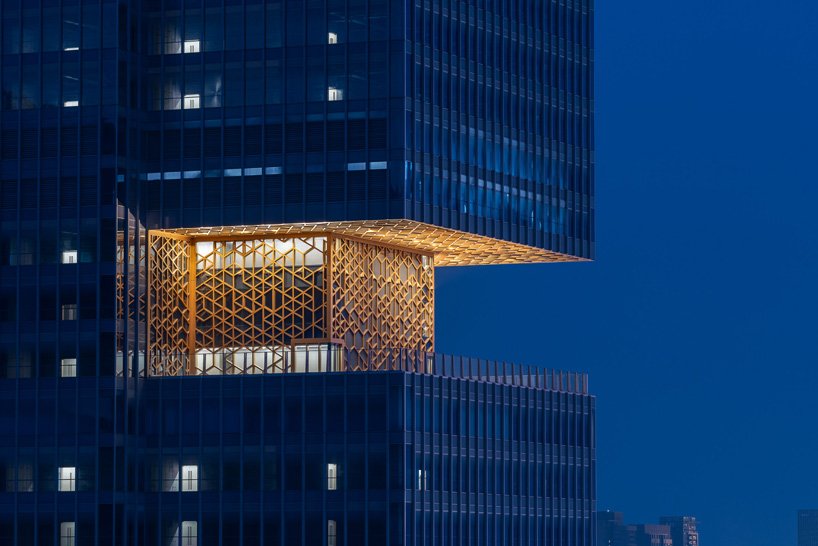 OMA 综合体裙楼“太子广场”在中国深圳开业 OMA 综合体裙楼“太子广场”在中国深圳开业