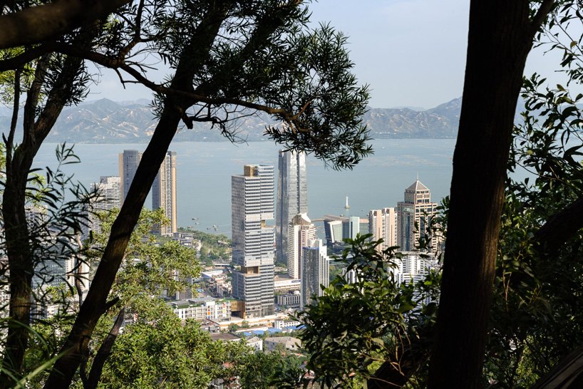 OMA 综合体裙楼“太子广场”在中国深圳开业 OMA 综合体裙楼“太子广场”在中国深圳开业