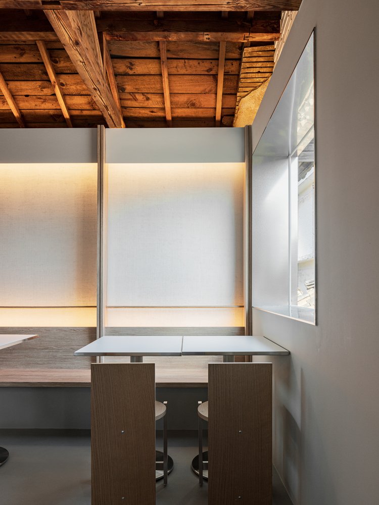 由 oftn 工作室设计的 onecafe