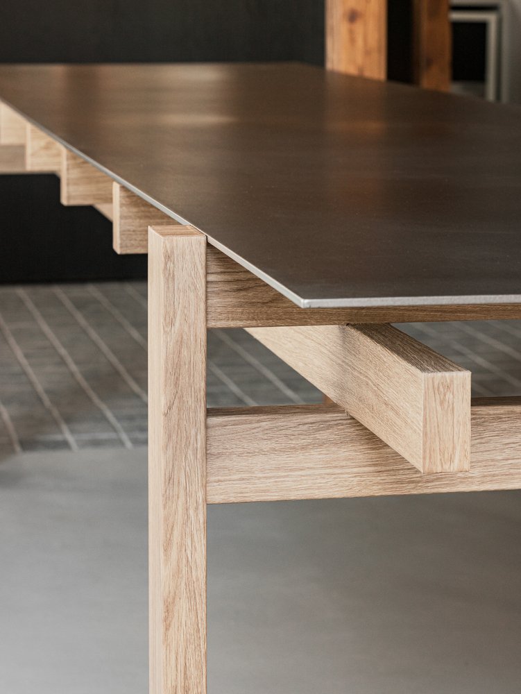 由 oftn 工作室设计的 onecafe