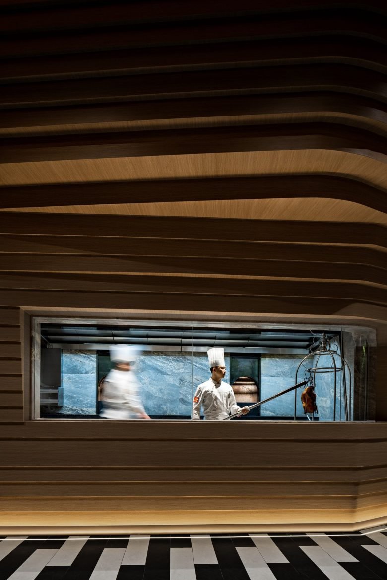 成都财富中心万味餐厅