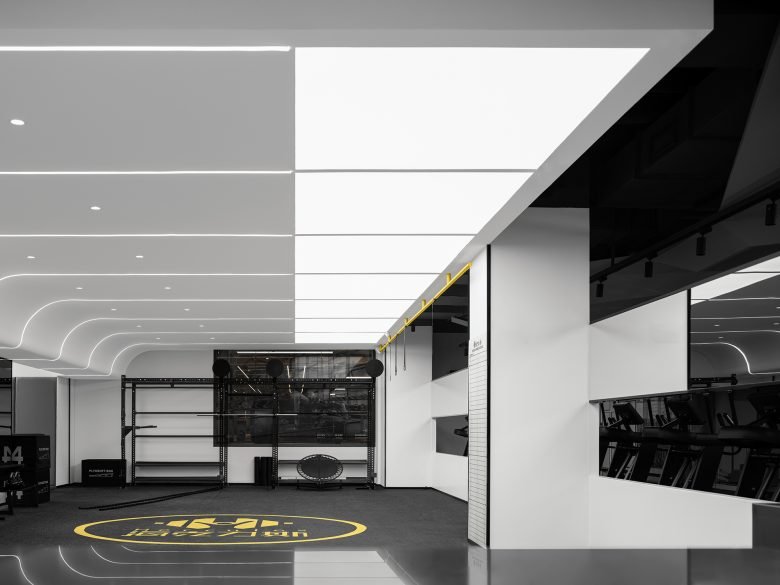 存 FF 芳菲 l 锻炼身体,为人生留白 – 大力神健身世界店 存 FF 芳菲 l 锻炼身体,为人生留白 – 大力神健身世界店