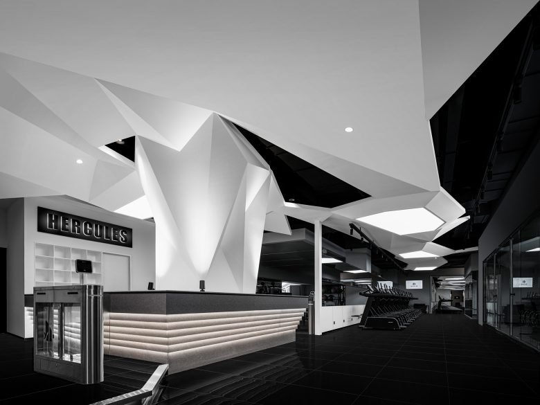 存 FF 芳菲 l 锻炼身体,为人生留白 – 大力神健身世界店 存 FF 芳菲 l 锻炼身体,为人生留白 – 大力神健身世界店