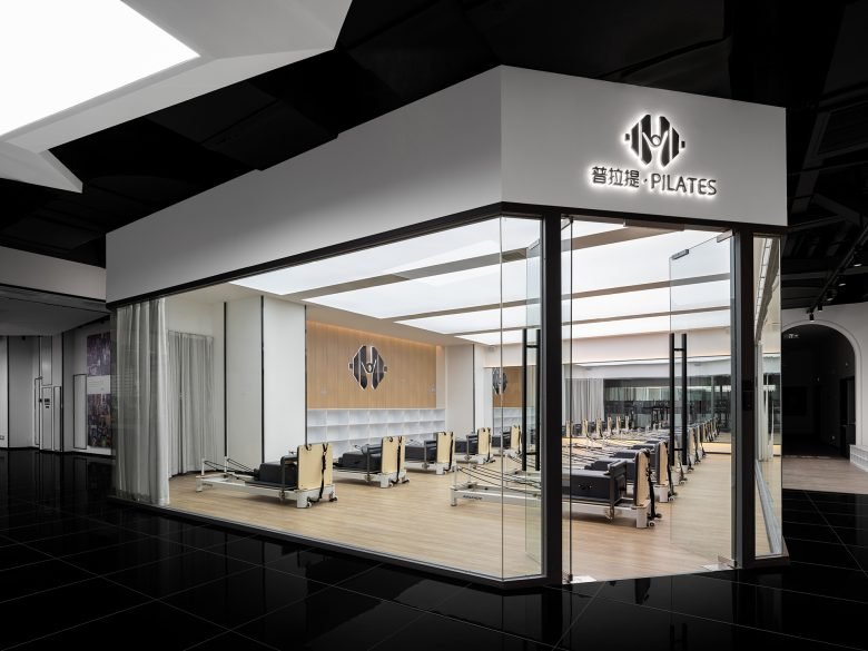 存 FF 芳菲 l 锻炼身体,为人生留白 – 大力神健身世界店 存 FF 芳菲 l 锻炼身体,为人生留白 – 大力神健身世界店