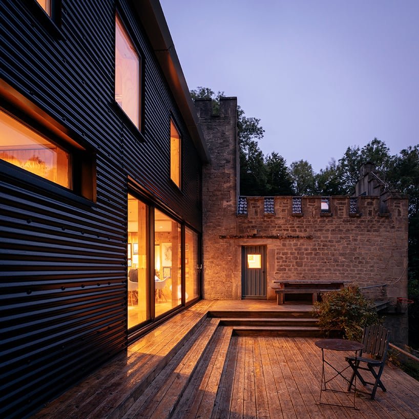 皮尔斯泰勒改造和改造了他位于英格兰西南部的“月光”房子