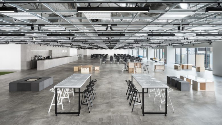 BROOK Inc. 的格子办公室