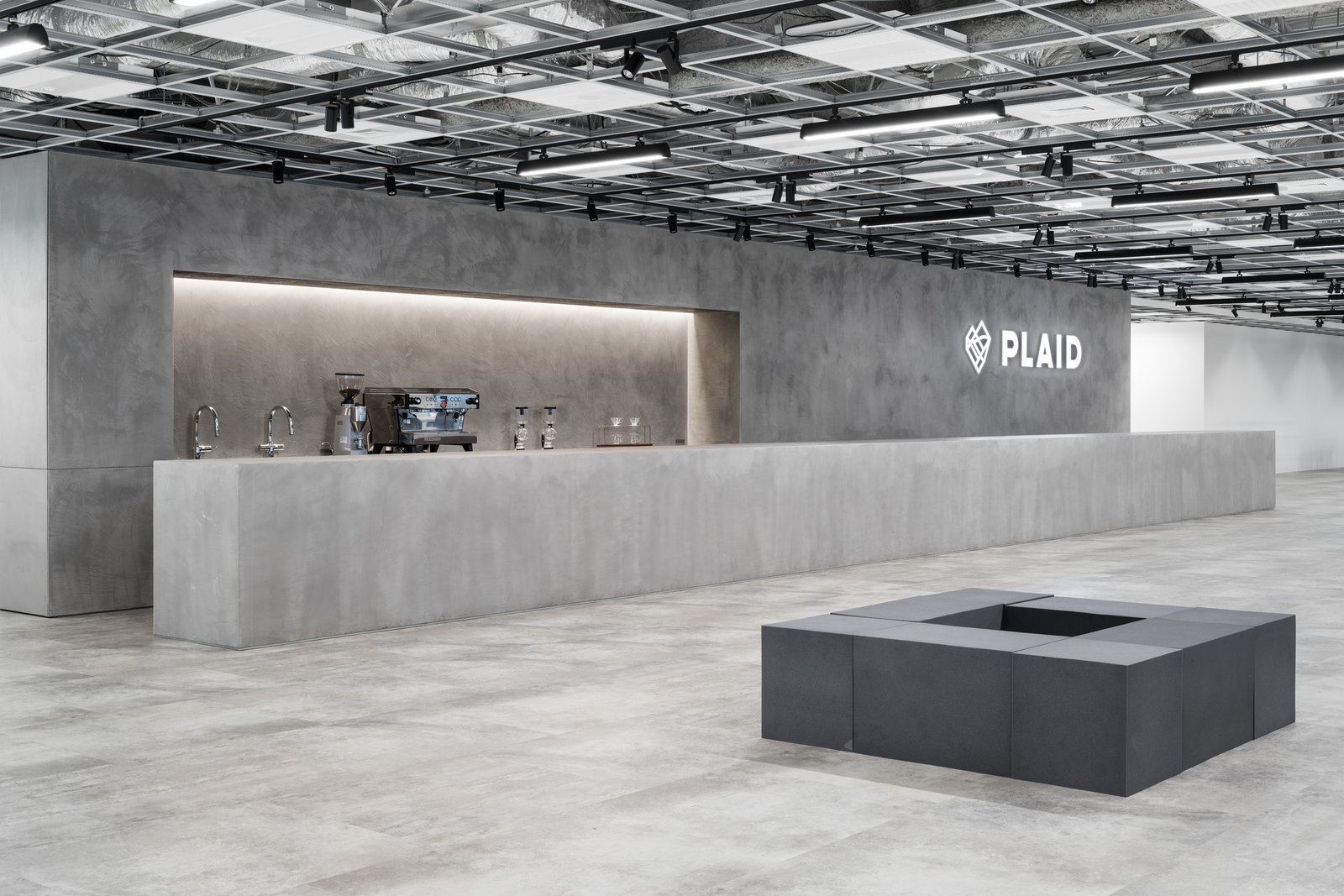 BROOK Inc. 的格子办公室