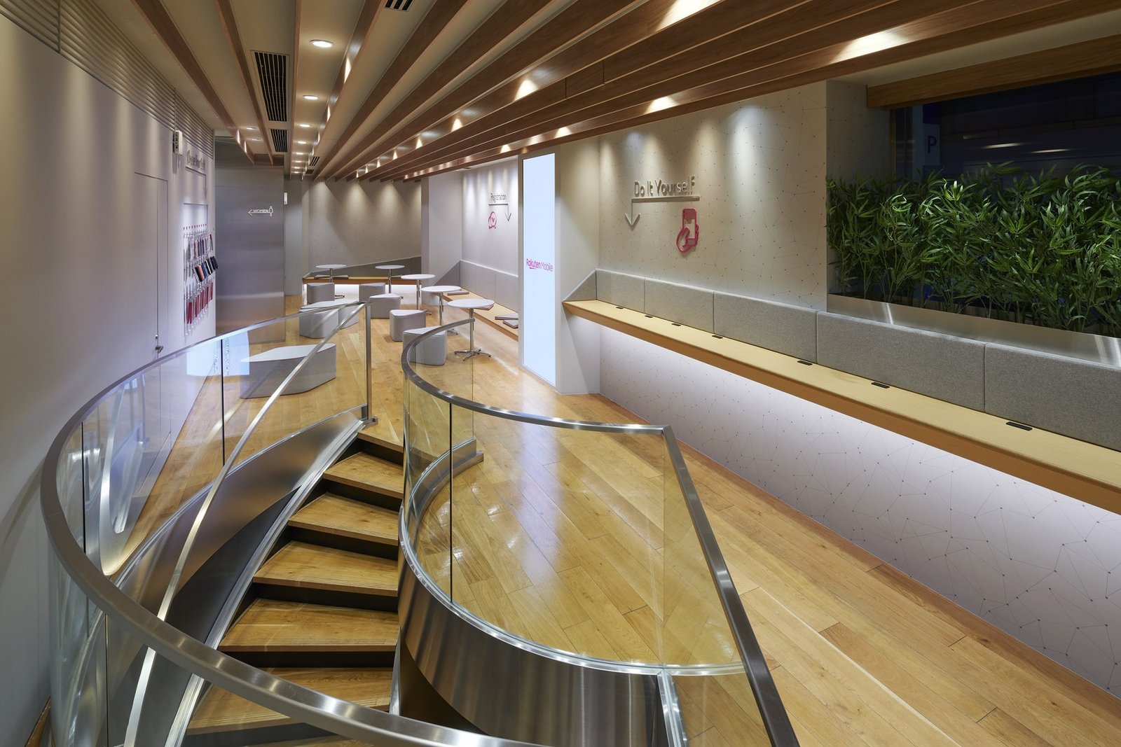 Pininfarina 设计 Rakuten Mobile 在涩谷的新概念店