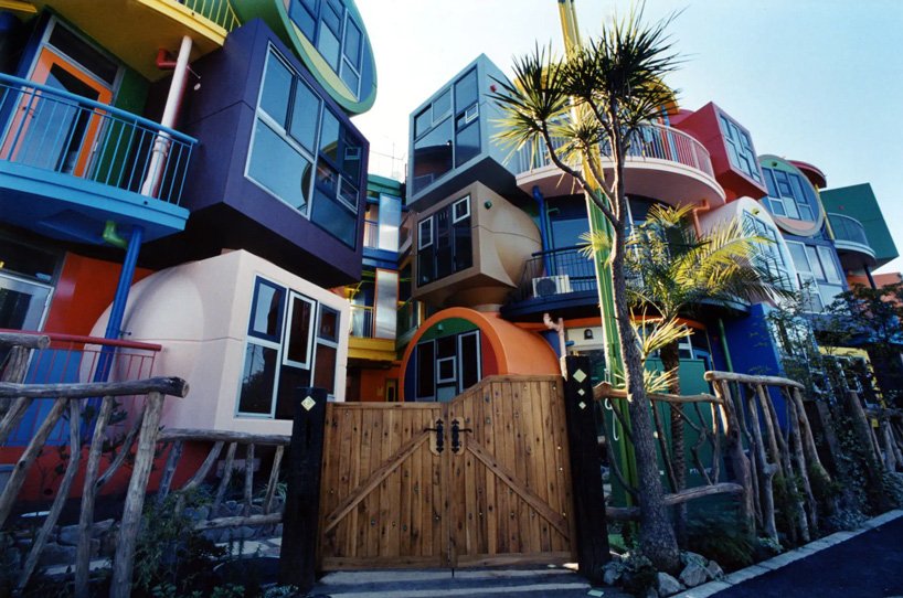 荒川周作 + Madeline gins 东京的“Reversible Destiny lofts mitaka”