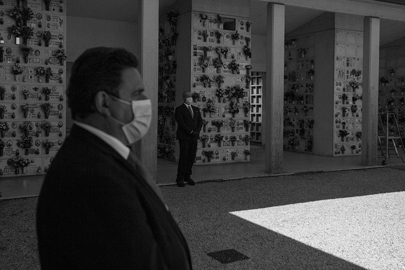 罗伯托·格拉齐亚诺·莫罗 (roberto graziano moro) 记录了意大利威尼斯 COVID-19 危机最关键的时刻