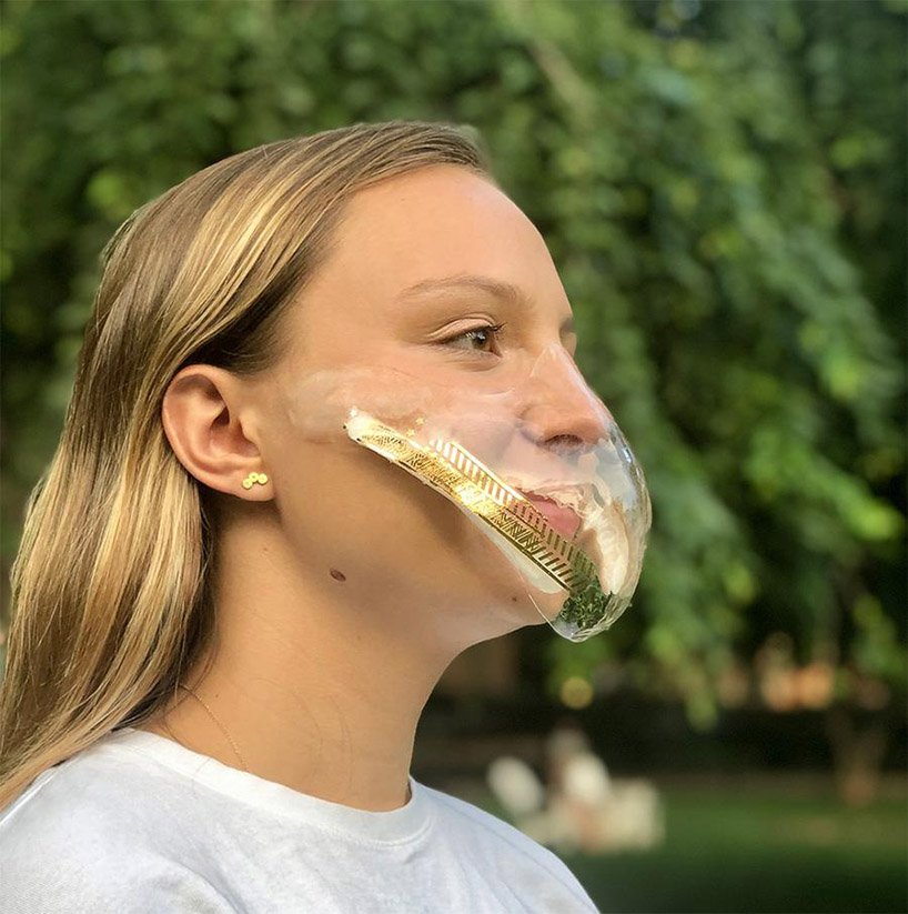 SEEUS95 是世界上第一个自粘式 N95 透明防护罩和呼吸器