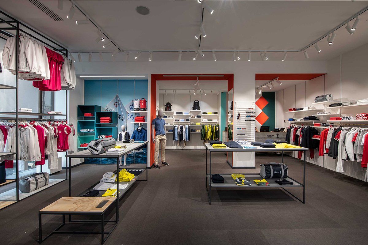 Slam 巴勒莫旗舰店由 Wea / Slam 设计，位于巴勒莫，拥有明亮的几何形状