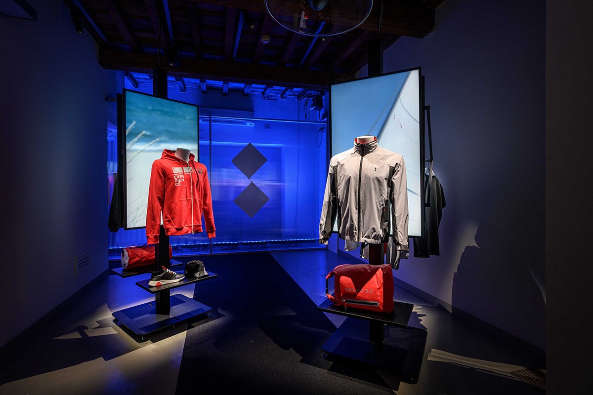 Wea 设计的 Slam 展览装置 / Pitti Uomo 96 / Slam，一座位于公海的博物馆