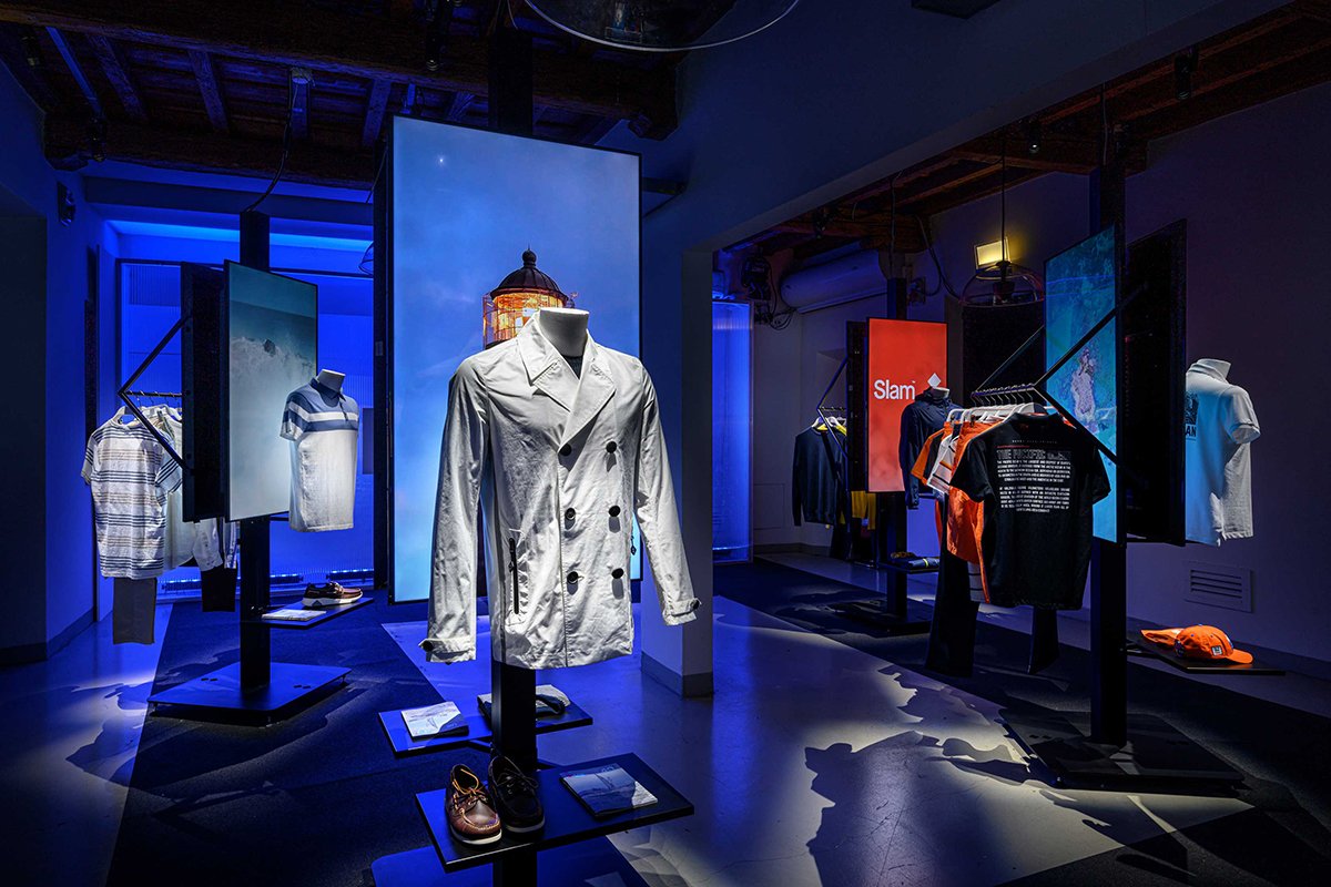 Wea 设计的 Slam 展览装置 / Pitti Uomo 96 / Slam，一座位于公海的博物馆
