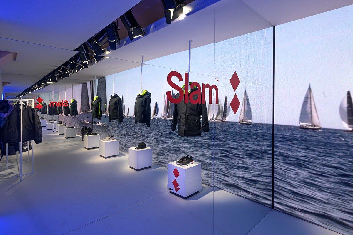 Wea / Pitti Uomo 97 / Slam 的 Slam 展览装置，装备无限