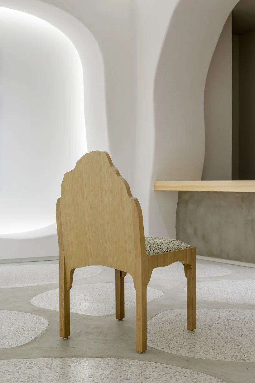 snarkitecture 在东京“3110NZ”餐厅和画廊内挖掘艺术区域 snarkitecture 在东京“3110NZ”餐厅和画廊内挖掘艺术区域