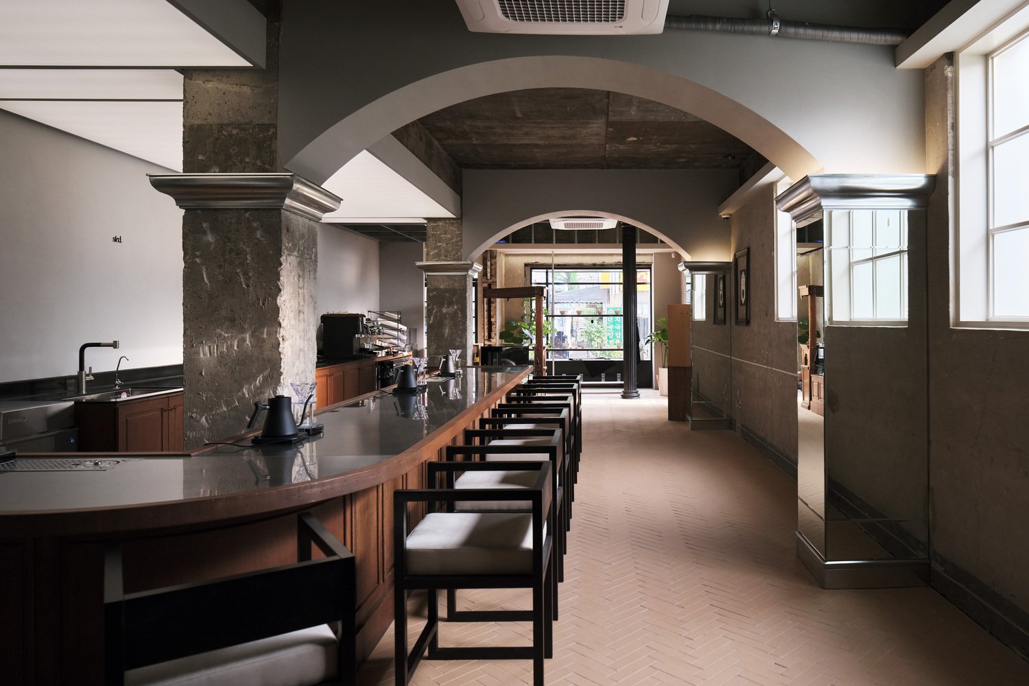 sted 甜品咖啡厅，由 83 设计