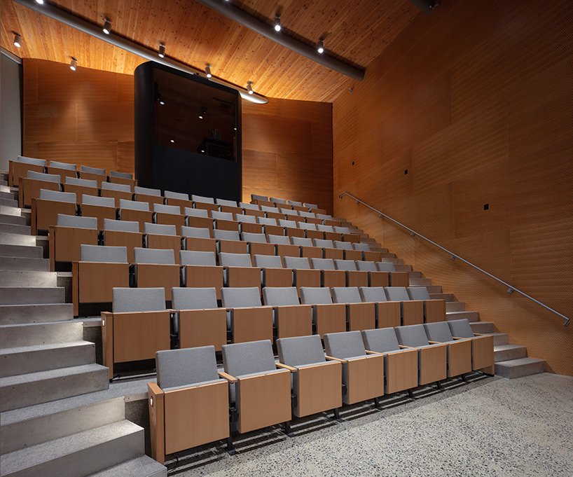 史蒂文·霍尔建筑师事务所在富兰克林与马歇尔学院开设“冬季视觉艺术大楼”