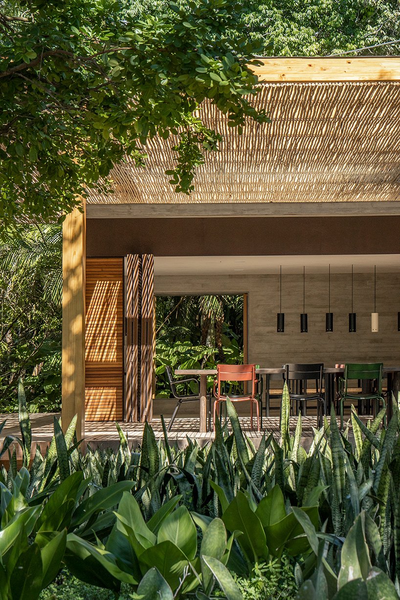 MK27 工作室在巴西东北部的热带海岸线隐藏了“沙屋” MK27 工作室在巴西东北部的热带海岸线隐藏了“沙屋”