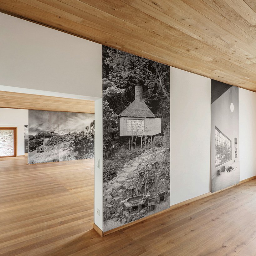 Terunobu fujimori 在 raketenstation hombroich 的高跷上安装了爱因斯坦茶室