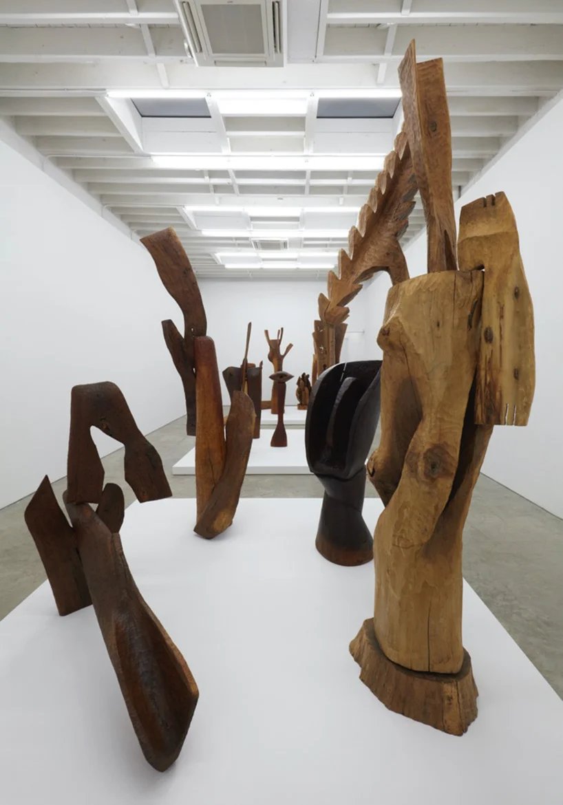 撒迪厄斯·莫斯利 (Thaddeus mosley) 谈弗里德曼·本达 (Friedman Benda) 的“对话设计”中的爵士乐自发性雕塑