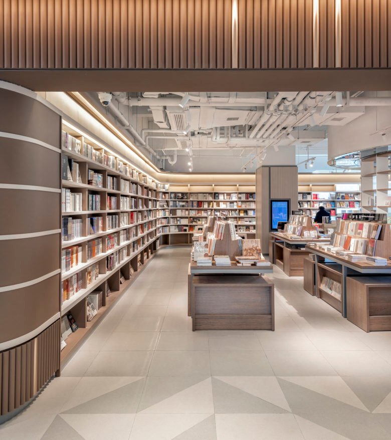 沉浸式且不断发展的新天地社交之家重新定义了上海的生活方式和零售 沉浸式且不断发展的新天地社交之家重新定义了上海的生活方式和零售