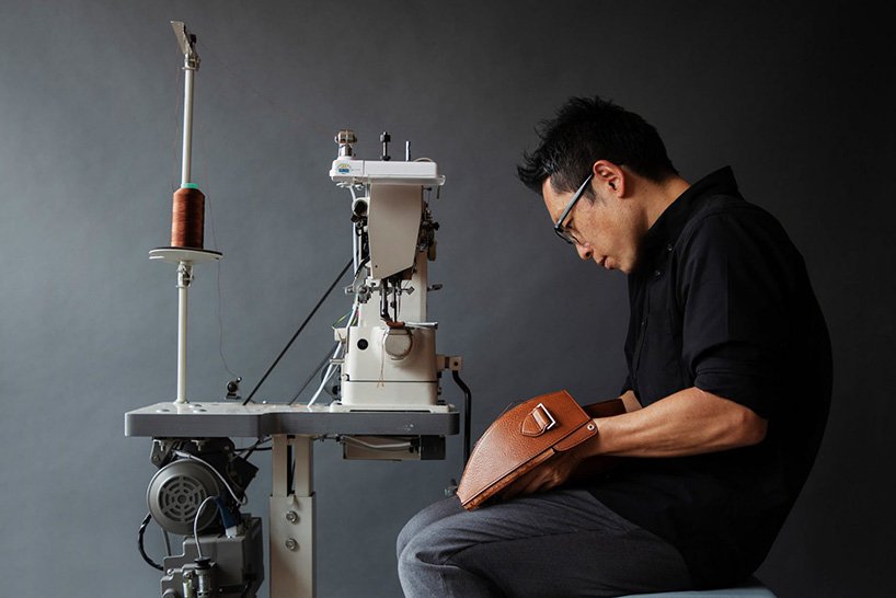 tsuchiya kaban 制作豪华皮包，可随身携带西瓜