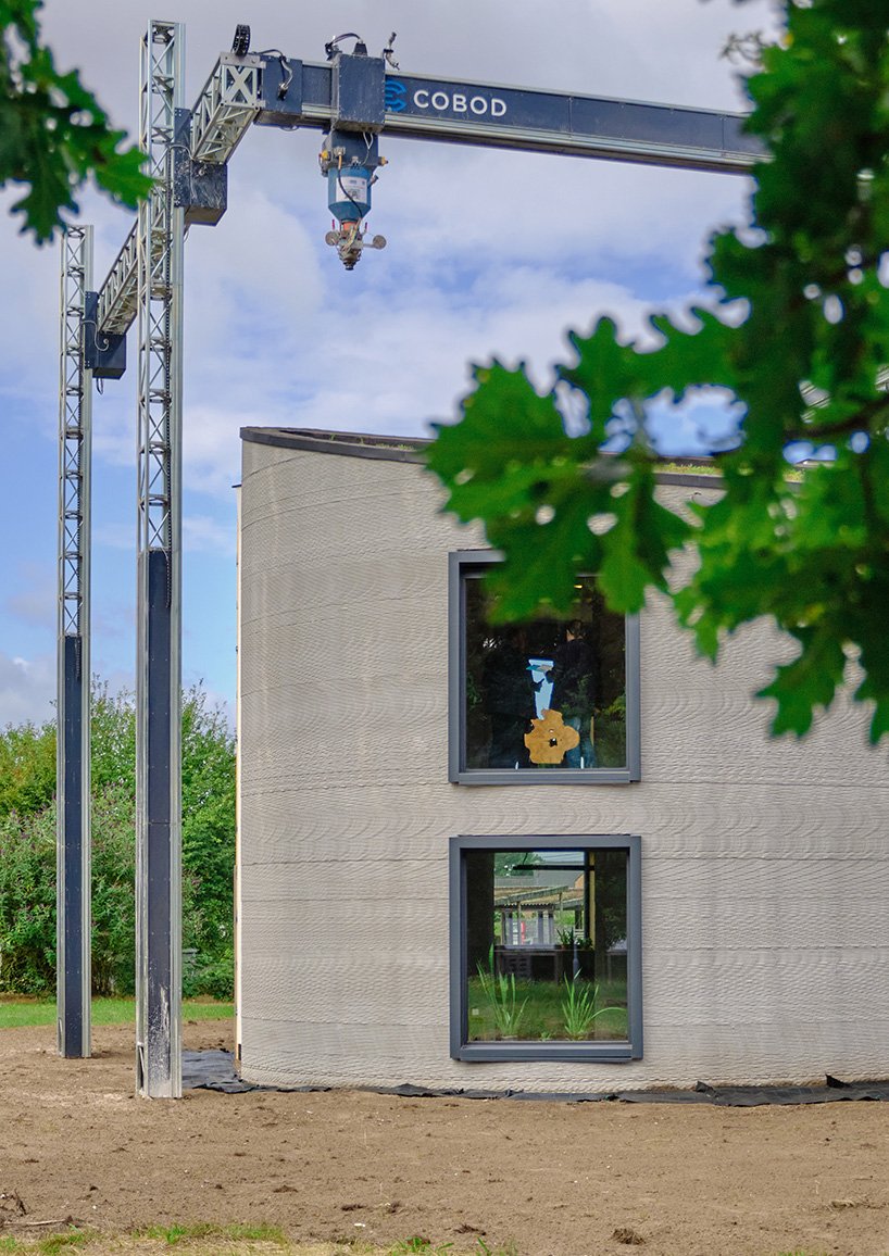 欧洲最大的 3D 打印机打印出一整栋两层楼的房子 欧洲最大的 3D 打印机打印出一整栋两层楼的房子