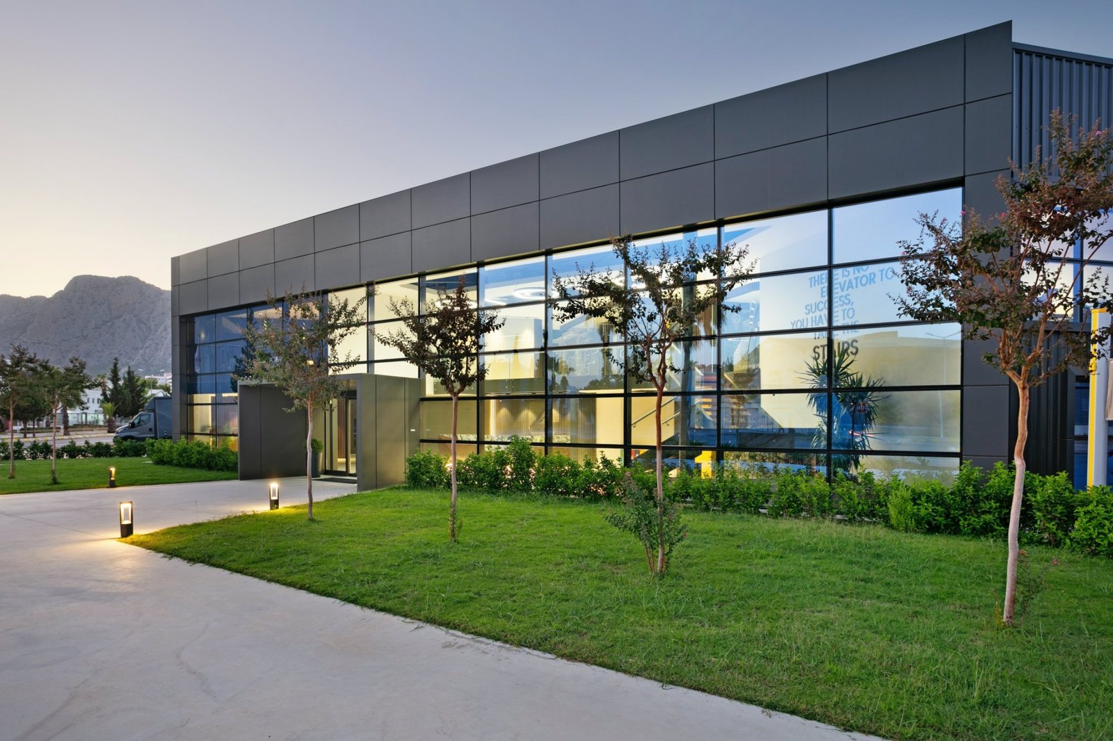 U4 海事办公室 U4 海事办公室