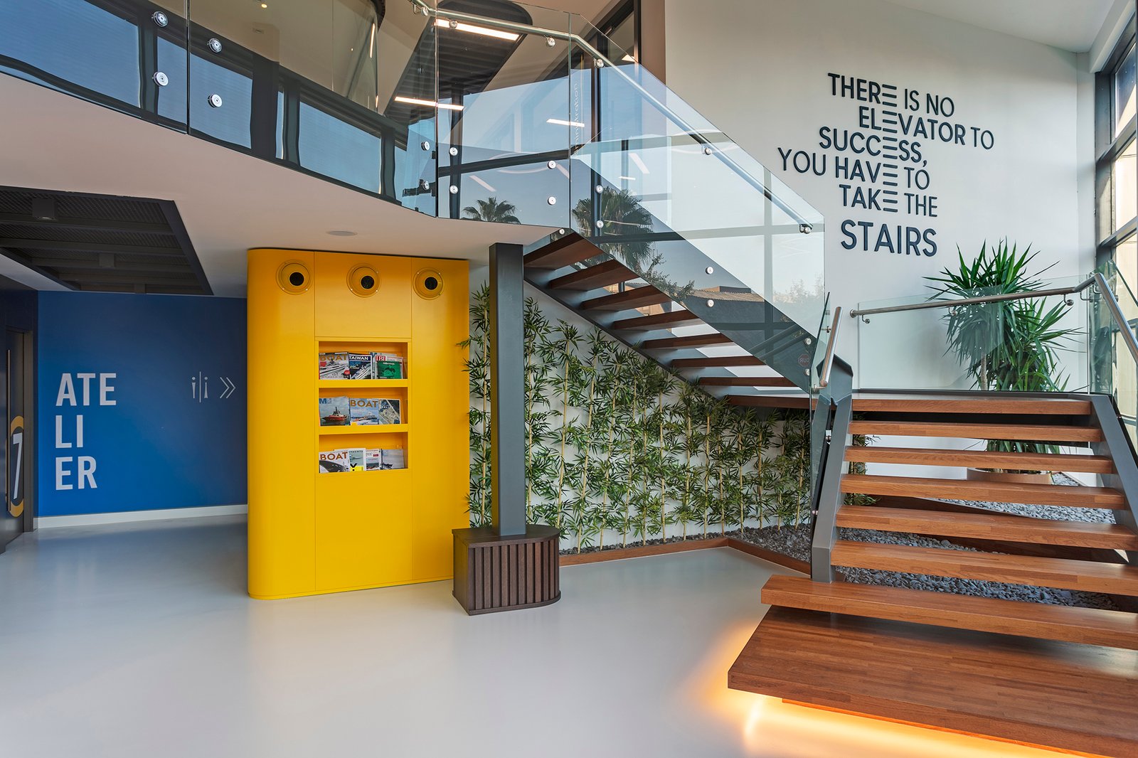 U4 海事办公室 U4 海事办公室