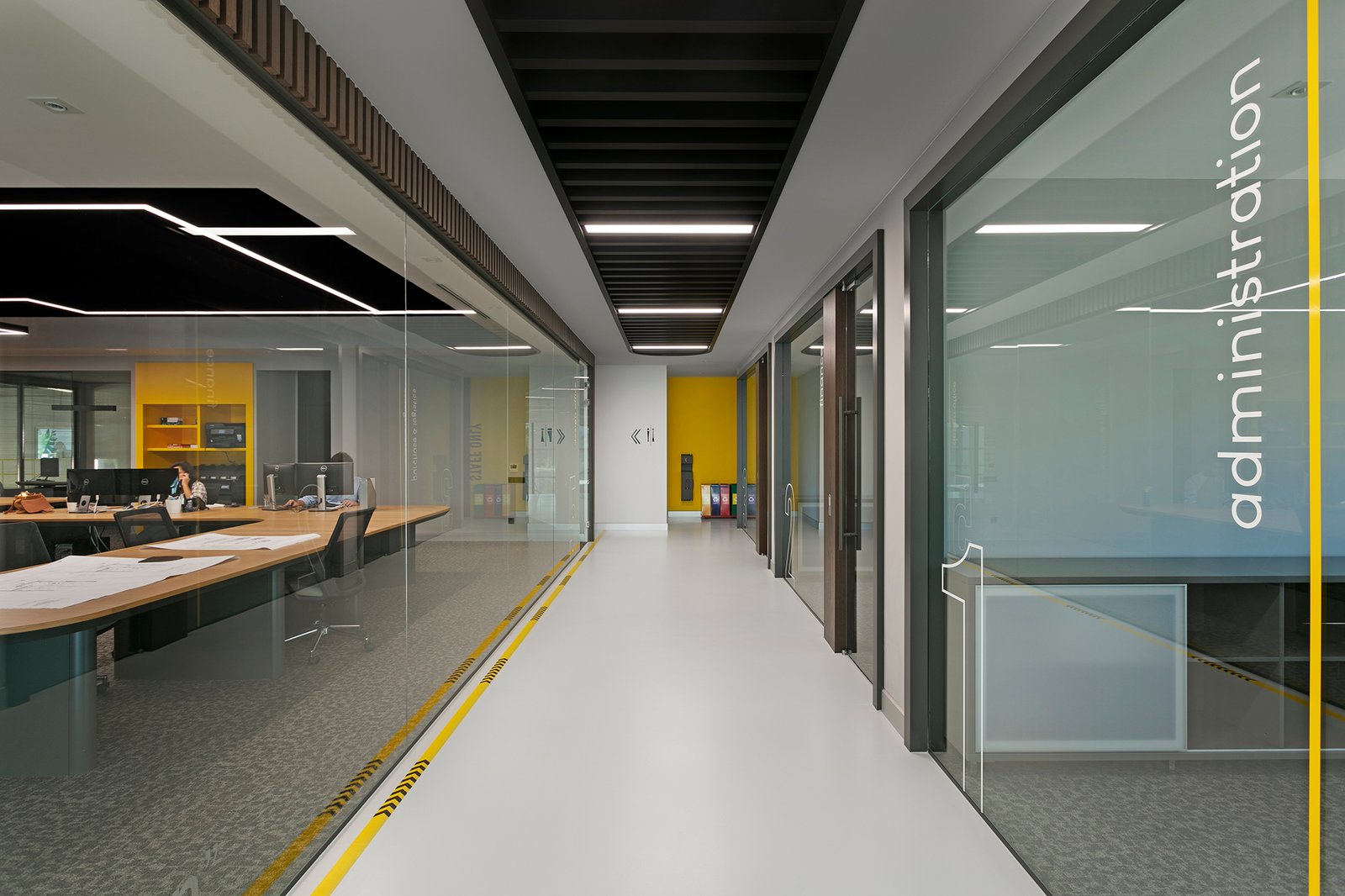 U4 海事办公室 U4 海事办公室