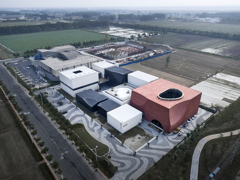 UAD 抽象中国书法色彩打造沭阳美术馆