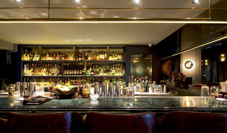 Vesper：Whitespace 的酒吧和餐厅设计