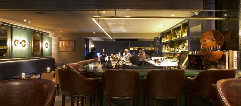 Vesper：Whitespace 的酒吧和餐厅设计