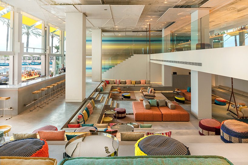 海滨波西米亚：baranowitz + kronenberg 在 W ibiza 酒店捕捉丰富多彩的岛屿文化